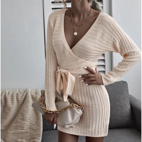 SOLD OUT - Picture 5 of 6